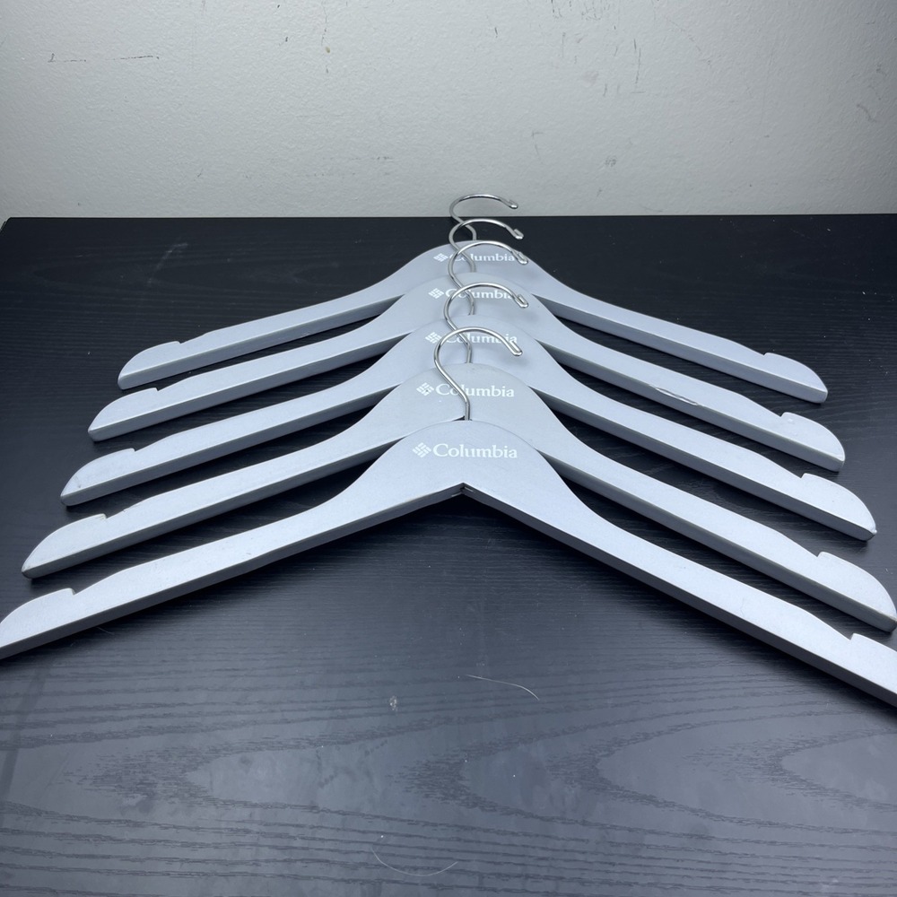 Columbia Sportswear Company Wooden Clothes Hangers Gray Set of‎ 5